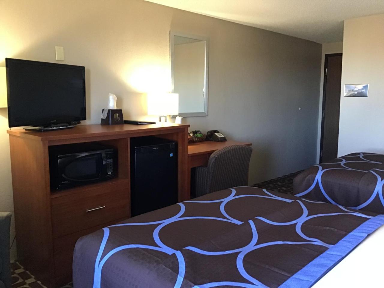 Super 8 By Wyndham Miles Miles City